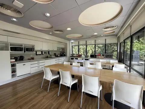 Oficina en Alquiler en Presidente Derqui, USD 13.670