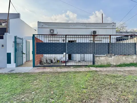 DEPARTAMENTO EN PH PLANTA BAJA PASILLO, RECICLADO