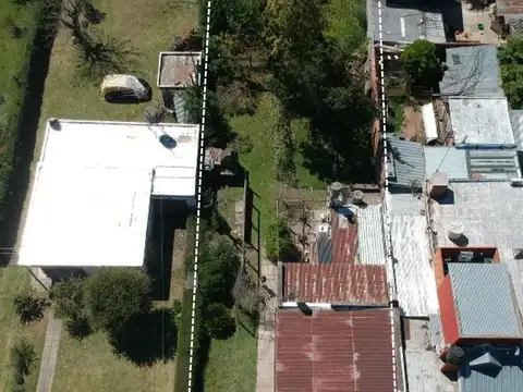 Casa a remodelar, 2 dormitorios, amplio lote, ideal inversión, Escobar