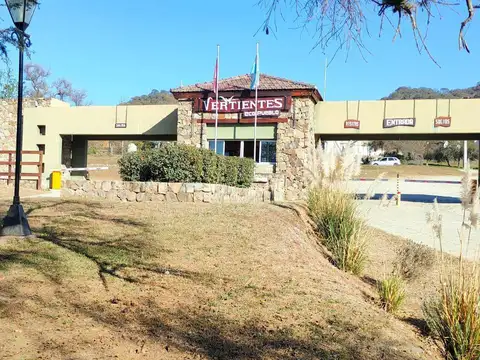 Terreno - Club de campo Vertientes L328