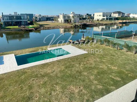 Casa en Venta al Noreste