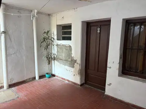 Casa en Venta en Alberdi, USD 31.000