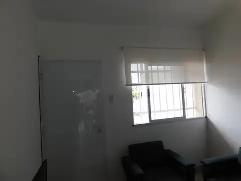 Casa en Alquiler con 1 cochera
