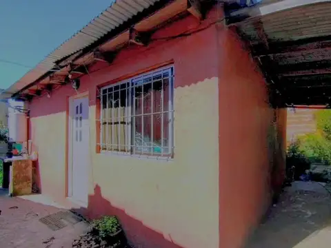 VENTA CASA 3 AMBIENTES DEL VISO CON COCHERA 
