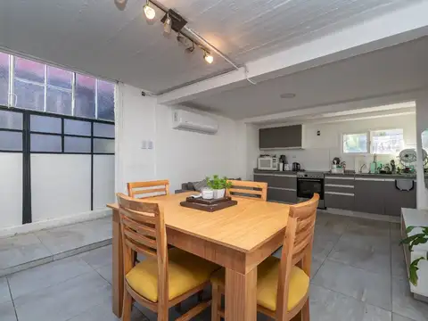 Depto Tipo Casa en Venta de 1 dormitorio