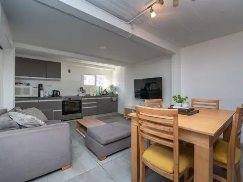 Depto Tipo Casa en Venta de 2 ambientes