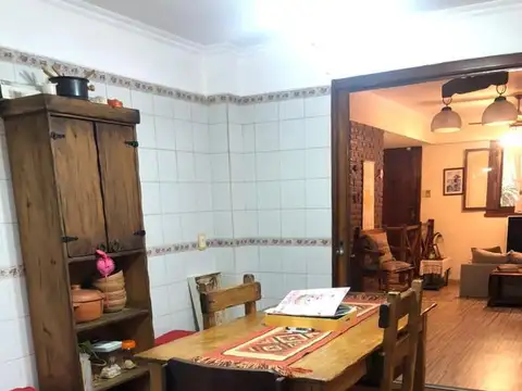 Casa 4 ambientes con 3 baños