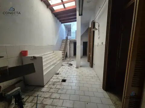 Depto Tipo Casa en Venta en Flores, USD 149.000