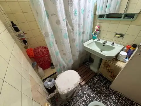 Casa en Venta con 4 cocheras