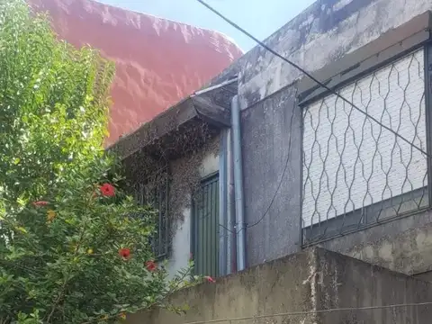 Depto Tipo Casa en Venta de 4 dormitorios