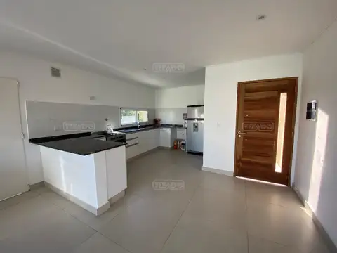 Casa en Alquiler en Pilar del Este - Santa Elena, USD 1.000