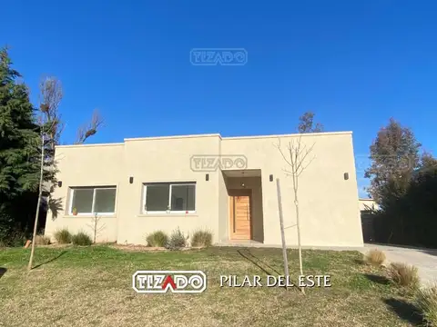 Casa  en Alquiler en Santa Elena, Pilar del Este, Pilar