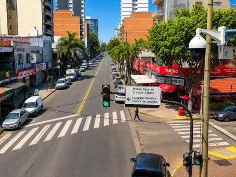 Local en Venta 76 años