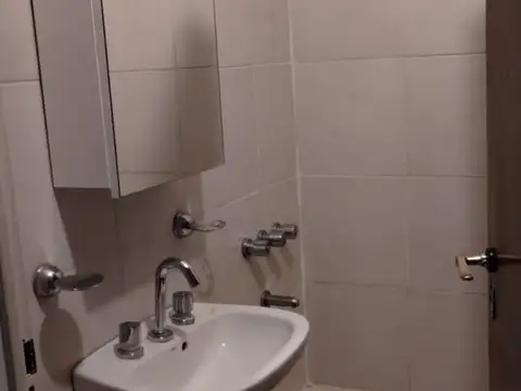 Depto Tipo Casa en Alquiler de Monoambiente