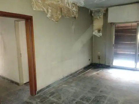Depto Tipo Casa en Venta 48 años