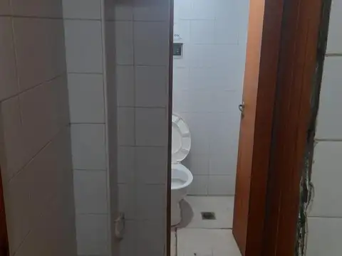 Local en Alquiler en Plaza Mitre, $ 800.000