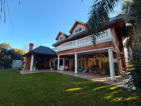 Casa en Venta de 5 dormitorios