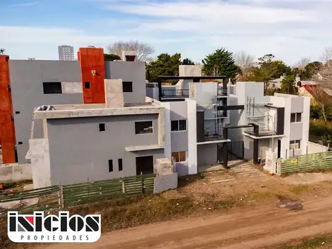 Dúplex y Dptos. amplios y modernos - C792