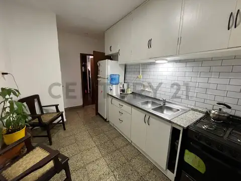 Departamento 5 ambientes con 1 baño