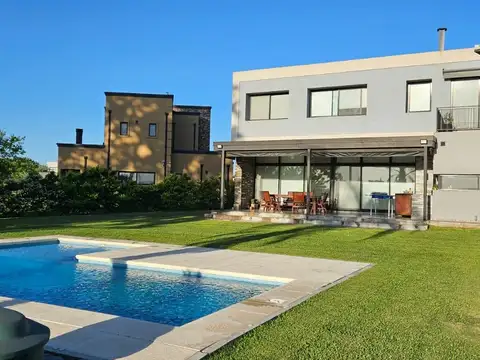 Barrio San Sebastian  al 1100