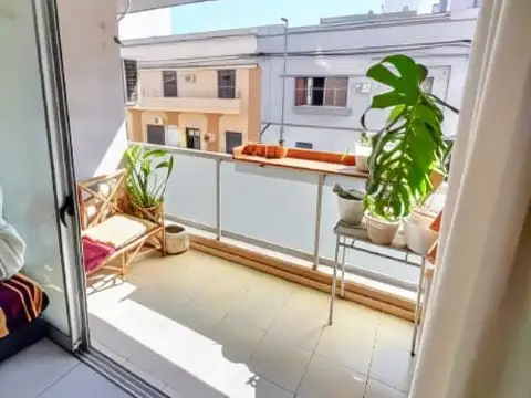 VENDE DPTO 2 Dormitorios 2 baños. B° Camba Cua