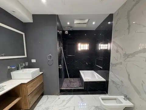 Lote Con Mejoras - Venta - Moreno Zona Industrial