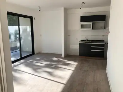 Depto 2 amb, 45m2 balcón frente, Pïscina, SUM, Parrilla, Sol