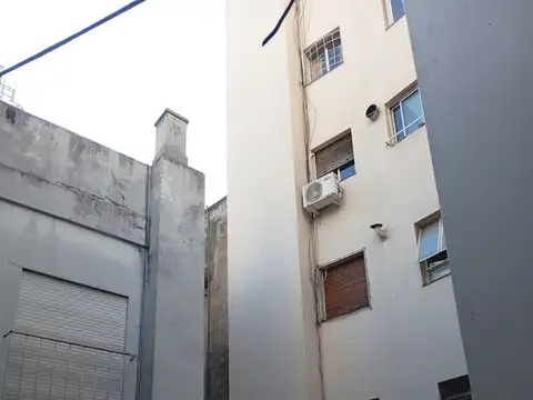 Depto Tipo Casa en Venta 70 años