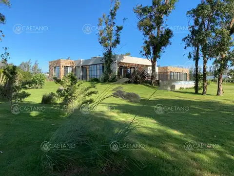 Casa en Alquiler Temporal en Manantiales, USD 25.000