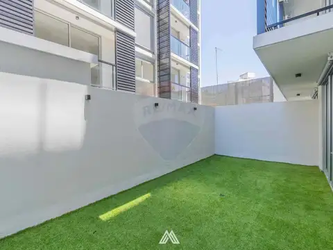 Avenida Luis Alberto de Herrera 2400