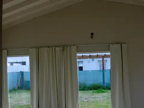 Casa en Alquiler al Este