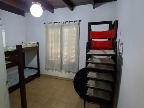 Casa 4 ambientes con 1 baño