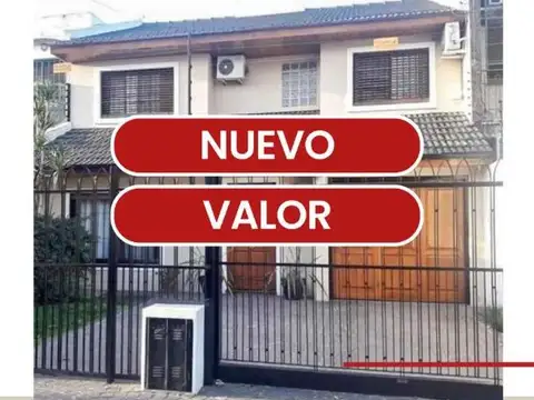 CHALET EN 2 PLANTAS EN VILLA SARMIENTO. VENTA