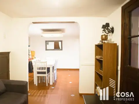 Venta Departamento 2 dormitorios de pasillo con terraza y parrilla Centro Rosario