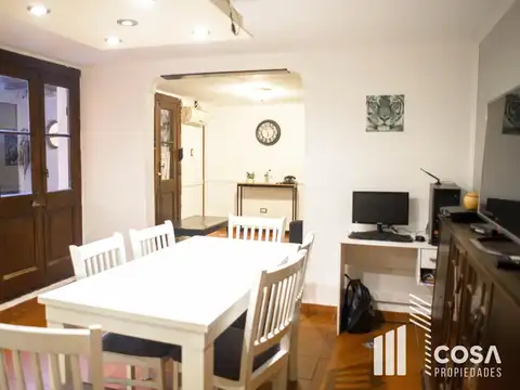 Venta Departamento 2 dormitorios de pasillo con terraza y parrilla Centro Rosario