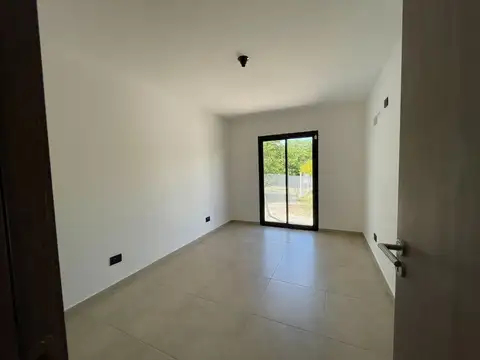 Casa en Alquiler 1 año