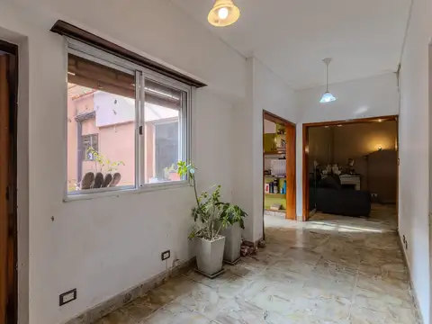 Depto Tipo Casa en Venta 40 años