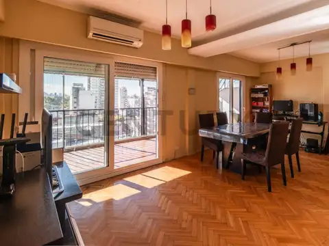 Venta departamento 4 ambientes con balcón aterrazado y vista abierta en Villa General Mitre
