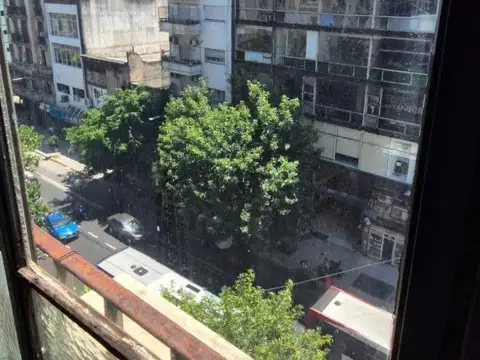 Oficina en Venta 60 años