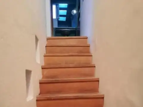 Depto Tipo Casa en Alquiler 40 años