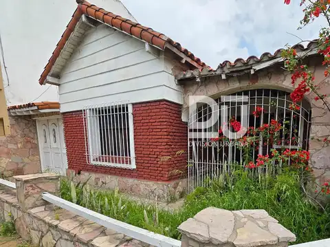 Casa en venta en Castelar