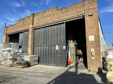 Excelente galpon en Don Torcuato a pocos mts de Panamericana