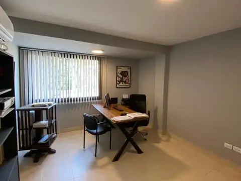Oficina en Alquiler en Casco Viejo, $ 550.000