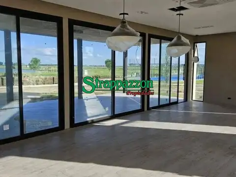 Ezeiza, Provincia de Buenos Aires, Argentina 100
