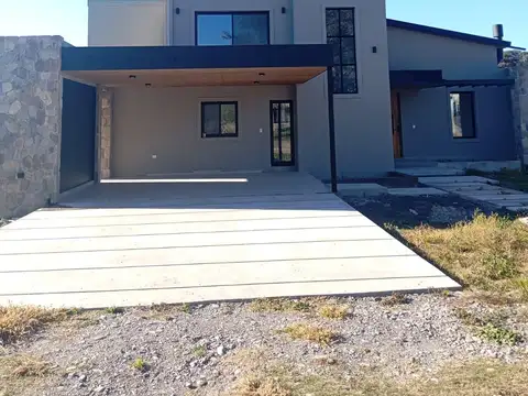 Casa en venta A ESTRENAR, en la Reserva, San Lorenzo Chico