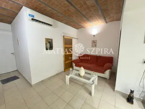 Depto Tipo Casa en Venta de 2 ambientes