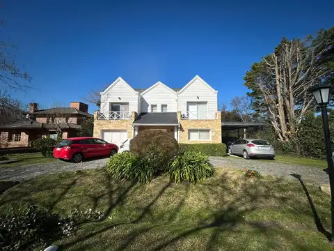 Casa en Abril Club De Campo
