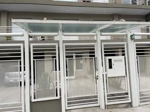 Mariano Moreno 700, Piso 8