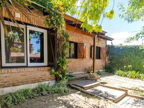CASA EN VENTA 4 AMB - ALTOS DE PACHECO