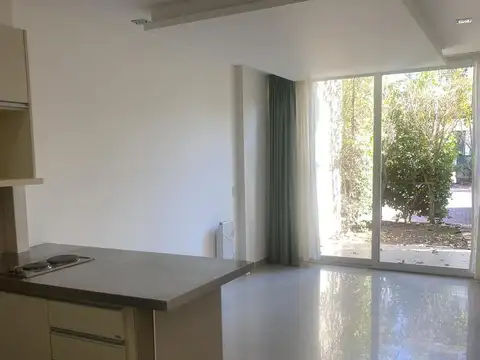 Departamento en alquiler planta baja con jardin en Loft de Ayres Vila Pilar